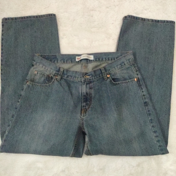 Levi's jeans Size 33x28 - Picture 8 of 16